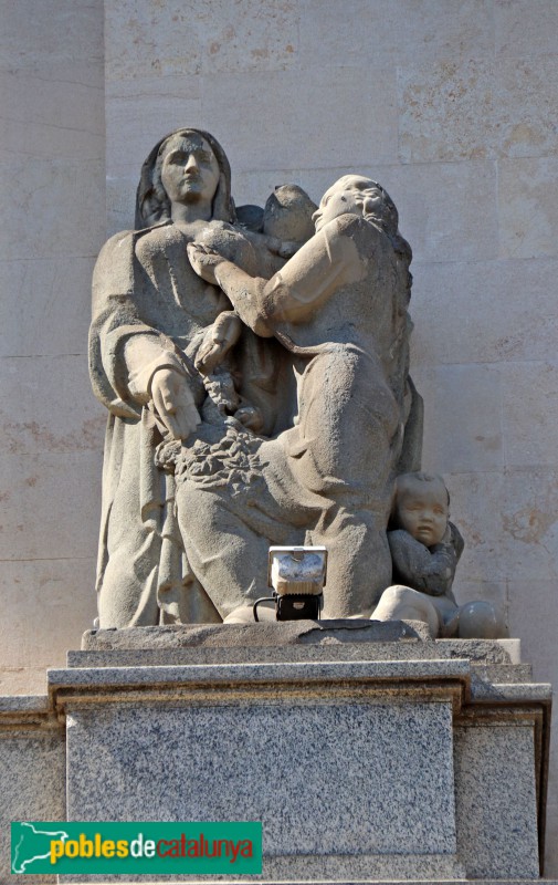 Barcelona - Plaça Catalunya, 5-6 (Foto: Albert Esteves, 2021) Barcelona - Plaça Catalunya, 5-6