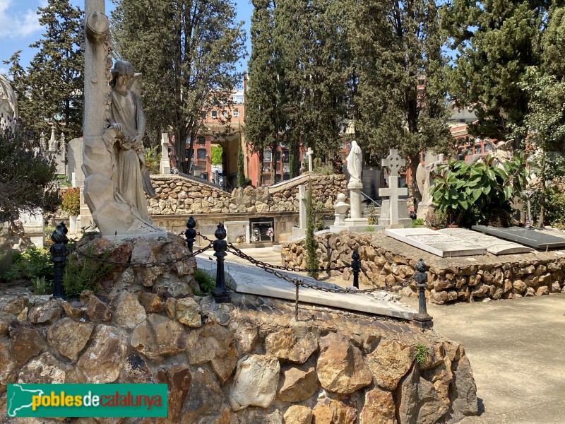 L'Hospitalet de Llobregat - Cementiri de Sants (Foto: Albert Esteves, 2021) L'Hospitalet de Llobregat - Cementiri de Sants