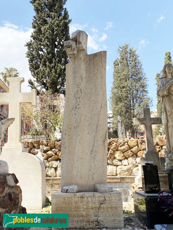 L'Hospitalet de Llobregat - Cementiri de Sants (Foto: Albert Esteves, 2021) L'Hospitalet de Llobregat - Cementiri de Sants