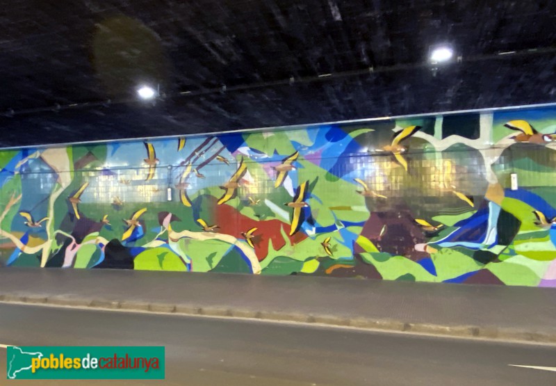 L'Hospitalet de Llobregat - Mural L'H (Foto: Albert Esteves, 2021) L'Hospitalet de Llobregat - Mural L'H