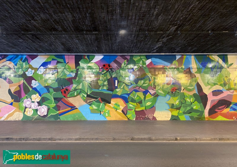 L'Hospitalet de Llobregat - Mural L'H (Foto: Albert Esteves, 2021) L'Hospitalet de Llobregat - Mural L'H