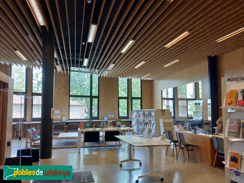 Begues - Biblioteca la Ginesta (Foto: Anna Corcoll, 2021) Begues - Biblioteca la Ginesta