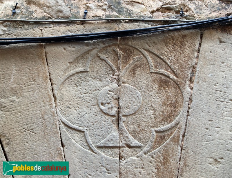 Vinaixa - Llinda de la casa de Poblet (Foto: Albert Esteves, 2021) Vinaixa - Llinda de la casa de Poblet