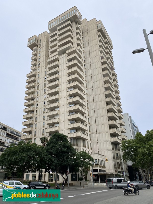 Barcelona - Edifici Talaia (Foto: Albert Esteves, 2021) Barcelona - Edifici Talaia
