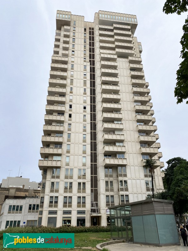 Barcelona - Edifici Talaia (Foto: Albert Esteves, 2021) Barcelona - Edifici Talaia