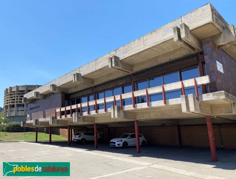 Barcelona - Facultat d'Econòmiques (Foto: Albert Esteves, 2021) Barcelona - Facultat d'Econòmiques