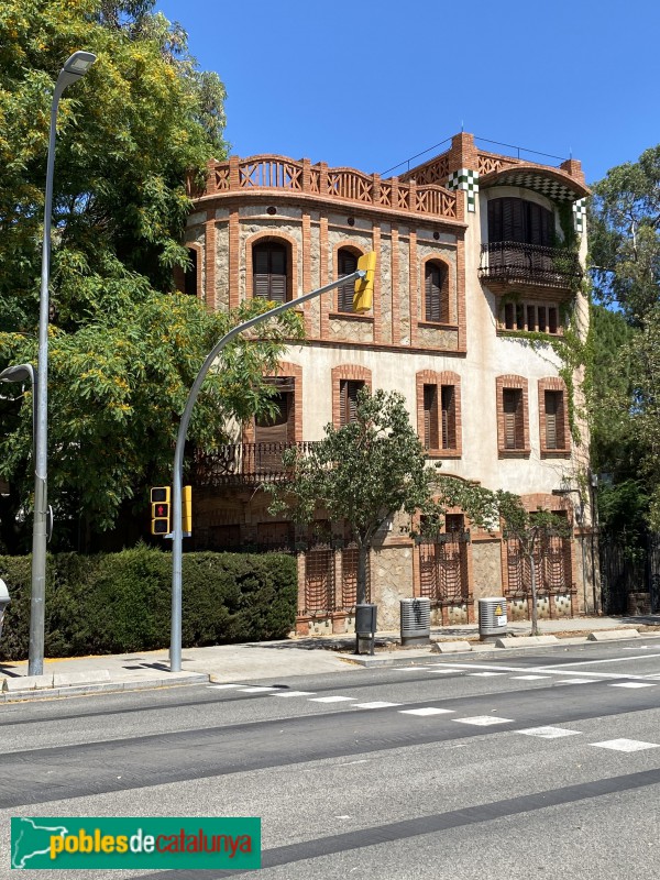 Barcelona - Av. Pedralbes, 46-48 (Casa Hurtado) (Foto: Albert Esteves, 2021) Barcelona - Av. Pedralbes, 46-48 (Casa Hurtado)