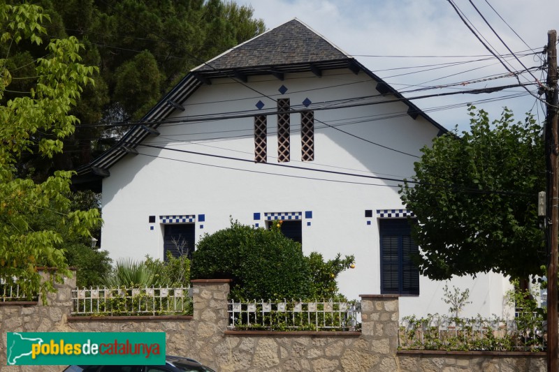 Gelida - Av. Colomer, 19 (Casa Trabal) (Foto: Valentí Pons, 2021) Gelida - Av. Colomer, 19 (Casa Trabal)