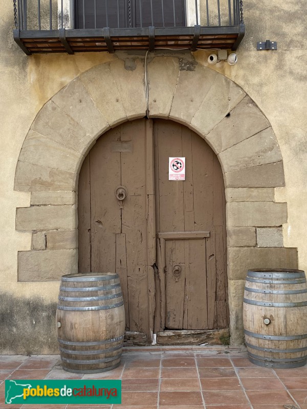 Sant Feliu de Llobregat - Masia de la Gleva o de la Salut (Foto: Albert Esteves, 2021) Sant Feliu de Llobregat - Masia de la Gleva o de la Salut