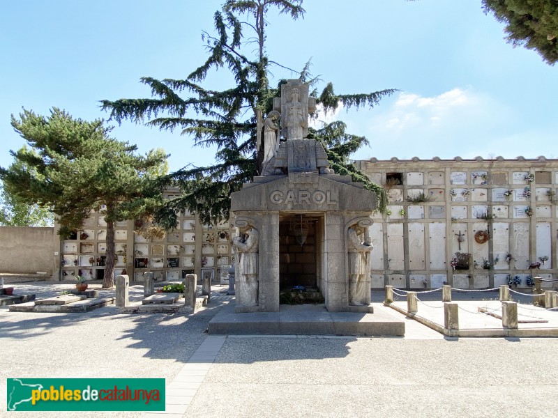 Sabadell - Cementiri. Panteó Joan Carol (Foto: Albert Esteves, 2021) Sabadell - Cementiri. Panteó Joan Carol