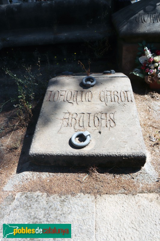 Sabadell - Cementiri. Sepulcre Joaquim Carol (Foto: Albert Esteves, 2021) Sabadell - Cementiri. Sepulcre Joaquim Carol