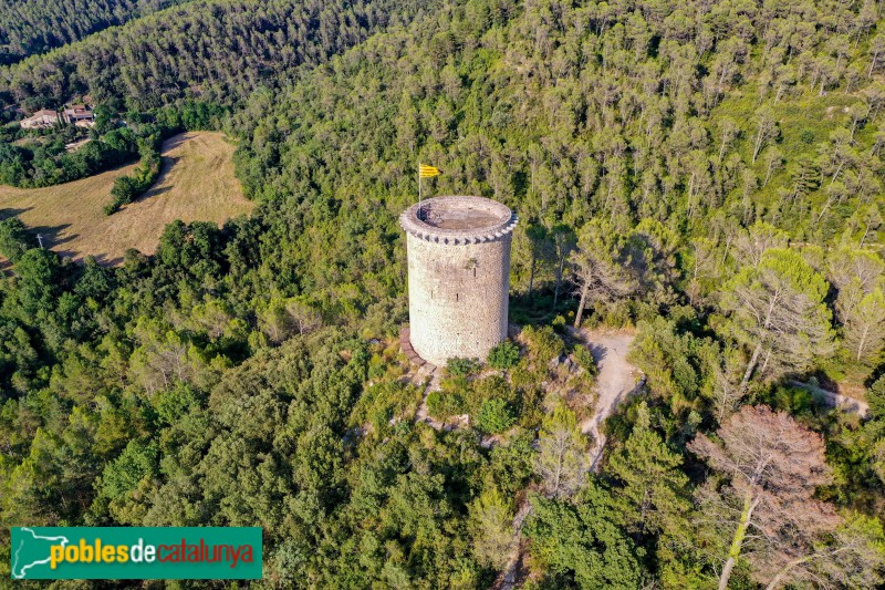 Sant Llorenç de la Muga - Torre de guaita o Torre dels Moros (Foto: Francesc Vidal-Barraquer, 2021) Sant Llorenç de la Muga - Torre de guaita o Torre dels Moros