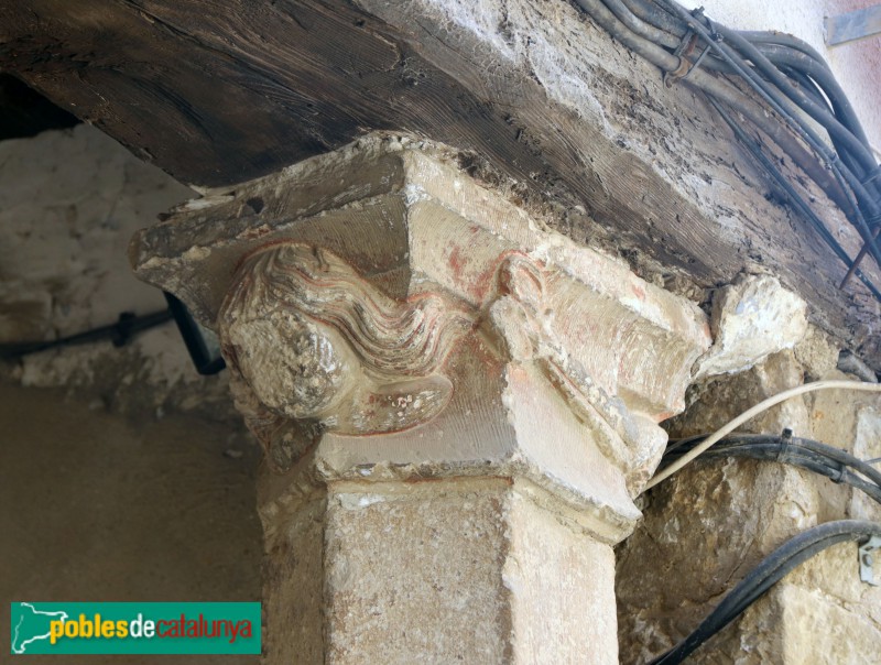 Arbeca - Porxos del carrer Sant Jaume (Foto: Albert Esteves, 2021) Arbeca - Porxos del carrer Sant Jaume