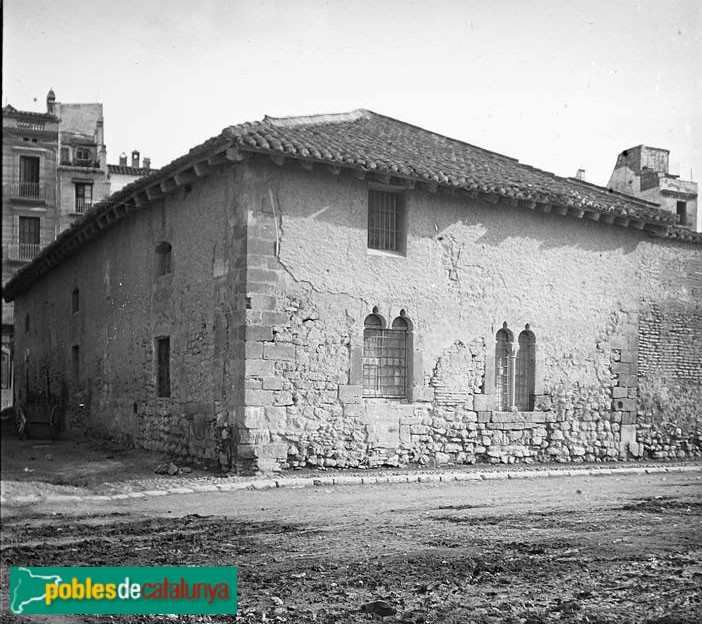 Tortosa - Llotja o Porxo del Blat (Foto: Josep Salvany -Fons Salvany. Biblioteca de Catalunya-, 1914) Tortosa - Llotja o Porxo del Blat