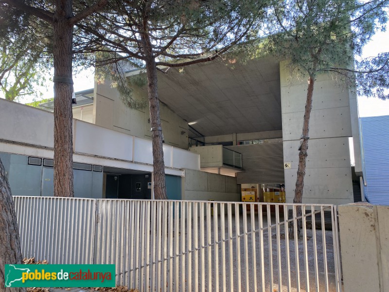 Vilassar de Mar - Escola Vaixell Burriac i Institut Vilatzara (Foto: Albert Esteves, 2021) Vilassar de Mar - Escola Vaixell Burriac i Institut Vilatzara