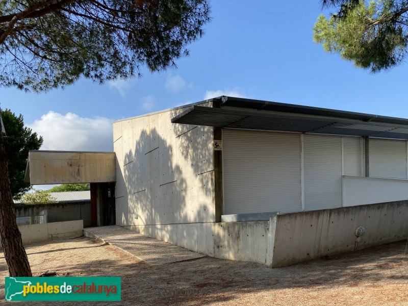 Vilassar de Mar - Escola Vaixell Burriac i Institut Vilatzara (Foto: Albert Esteves, 2021) Vilassar de Mar - Escola Vaixell Burriac i Institut Vilatzara