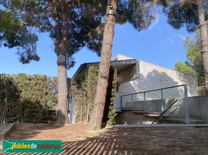 Vilassar de Mar - Escola Vaixell Burriac i Institut Vilatzara (Foto: Albert Esteves, 2021) Vilassar de Mar - Escola Vaixell Burriac i Institut Vilatzara