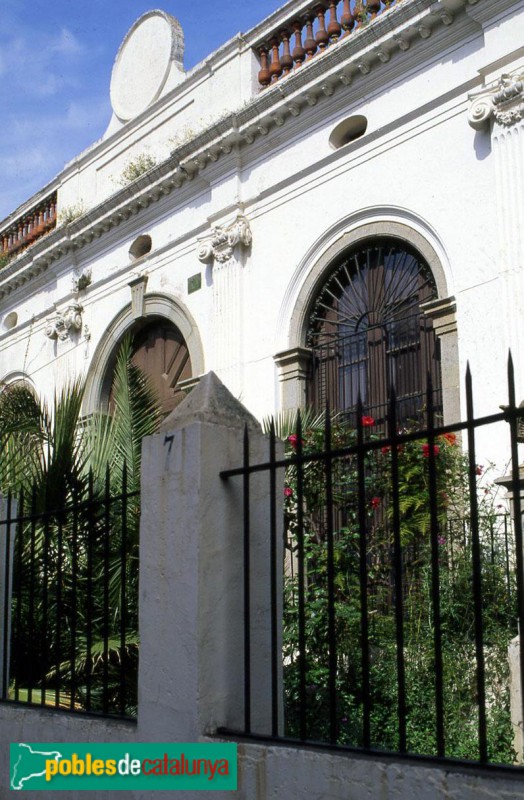 Vilassar de Mar - Can Bisa (Foto: Josep M. Ardèvol, 1996) Vilassar de Mar - Can Bisa