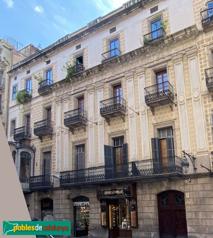 Barcelona - Casa Gomis. Princesa, 16-18 (Foto: Albert Esteves, 2020) Barcelona - Casa Gomis. Princesa, 16-18