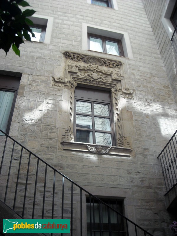 Barcelona - Carrer Vigatans, 4 (Foto: Anna Corcoll, 2014) Barcelona - Carrer Vigatans, 4