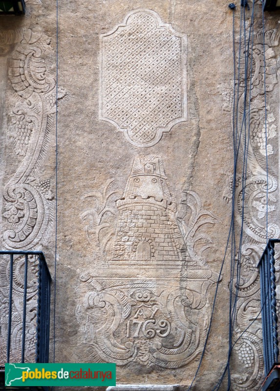 Barcelona - Carrer Sombrerers, 7 (Foto: Albert Esteves, 2020) Barcelona - Carrer Sombrerers, 7