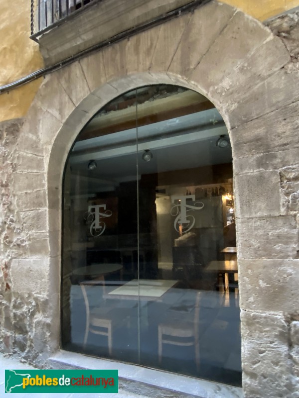 Barcelona - Carrer Rosic, 1 (Foto: Albert Esteves, 2020) Barcelona - Carrer Rosic, 1