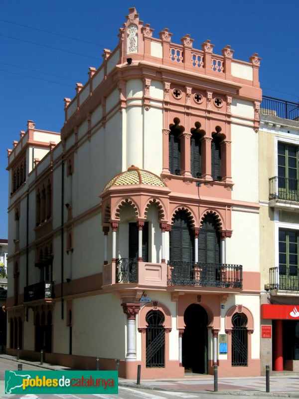 El Masnou - Casa Sensat Pagès (Foto: Albert Esteves, 2007) El Masnou - Casa Sensat Pagès