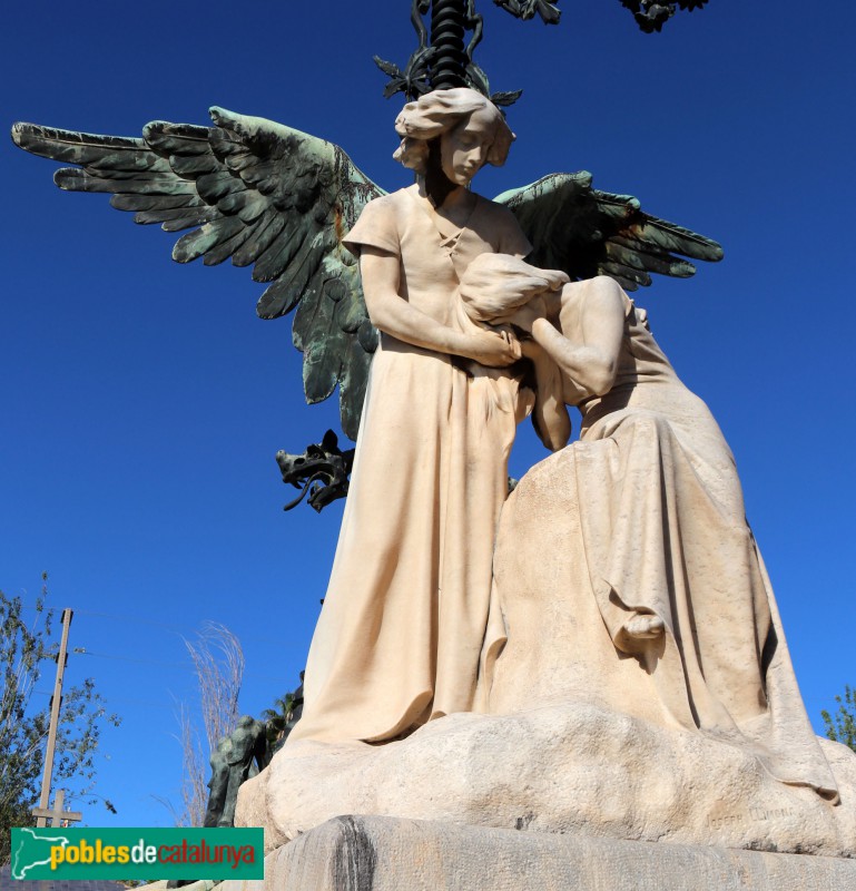 El Masnou - Cementiri. Panteó Pere-Grau Maristany (Foto: Albert Esteves, 2021) El Masnou - Cementiri. Panteó Pere-Grau Maristany