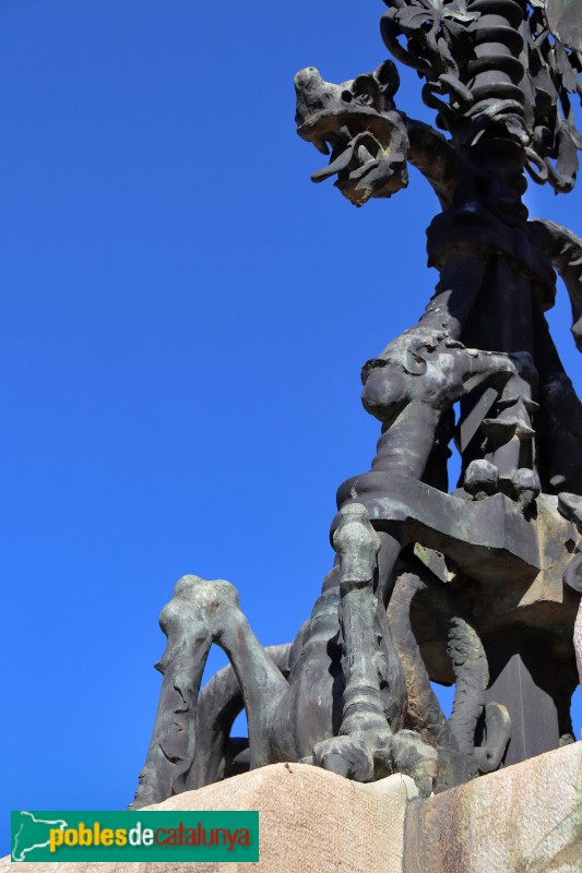 El Masnou - Cementiri. Sepulcre Pere-Grau Maristany (Foto: Albert Esteves, 2021) El Masnou - Cementiri. Sepulcre Pere-Grau Maristany