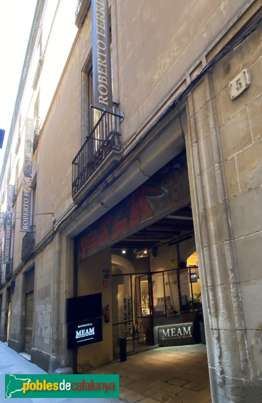 Barcelona - Casa Gomis. Barra de Ferro, 5 (Foto: Albert Esteves, 2021) Barcelona - Casa Gomis. Barra de Ferro, 5