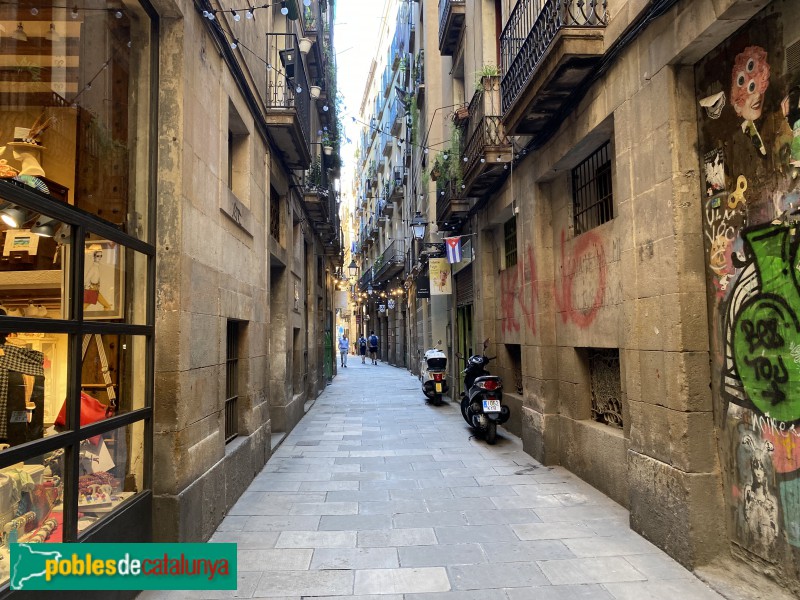 Barcelona - Carrer Banys Vells (Foto: Albert Esteves, 2021) Barcelona - Carrer Banys Vells