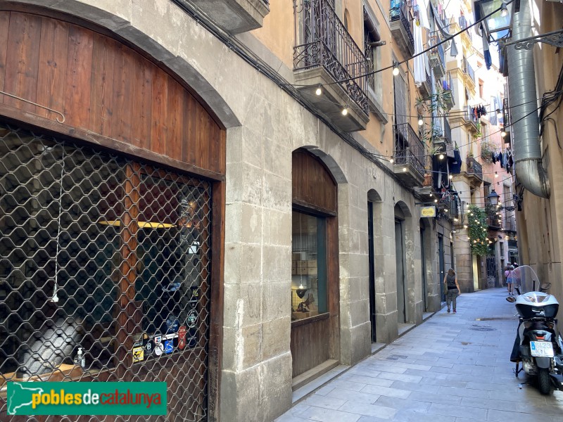 Barcelona - Carrer Banys Vells (Foto: Albert Esteves, 2021) Barcelona - Carrer Banys Vells