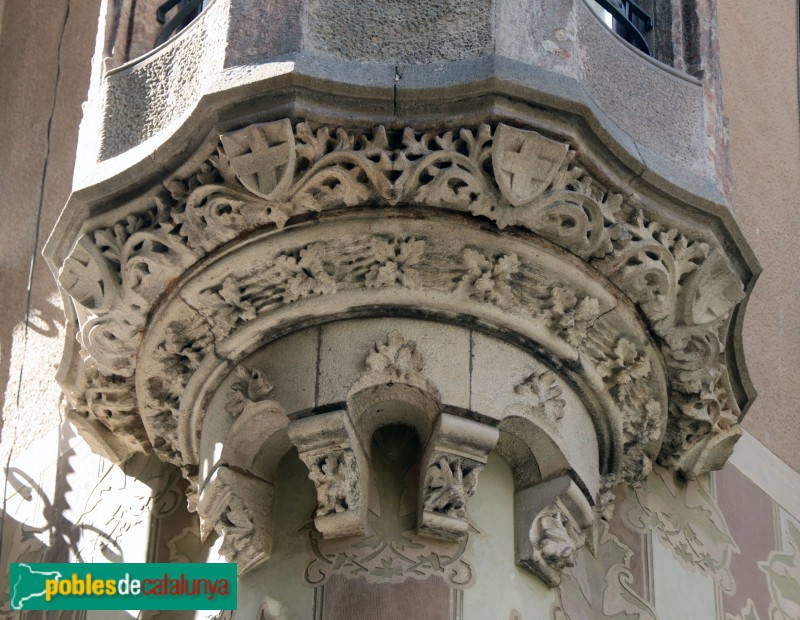 Barcelona - Plaça de les Olles, 2 (Foto: Albert Esteves, 2021) Barcelona - Plaça de les Olles, 2