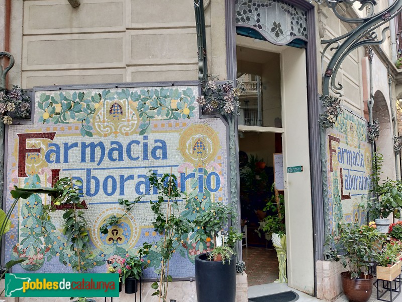 Barcelona - Farmàcia Viladot (Foto: Anna Corcoll, 2021) Barcelona - Farmàcia Viladot