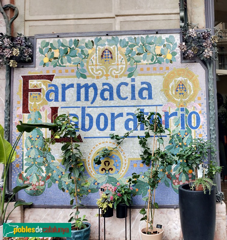 Barcelona - Farmàcia Viladot (Foto: Anna Corcoll, 2021) Barcelona - Farmàcia Viladot