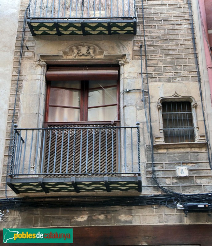 Barcelona - Placeta de Montcada, 8 (Foto: Albert Esteves, 2021) Barcelona - Placeta de Montcada, 8