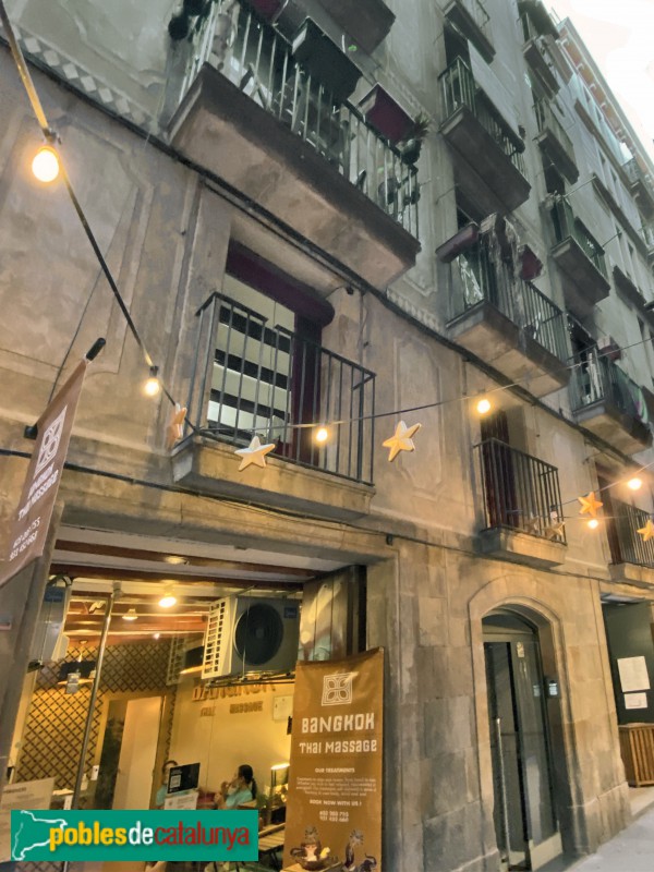 Barcelona - Carrer Esquirol, 4 (Foto: Albert Esteves, 2021) Barcelona - Carrer Esquirol, 4