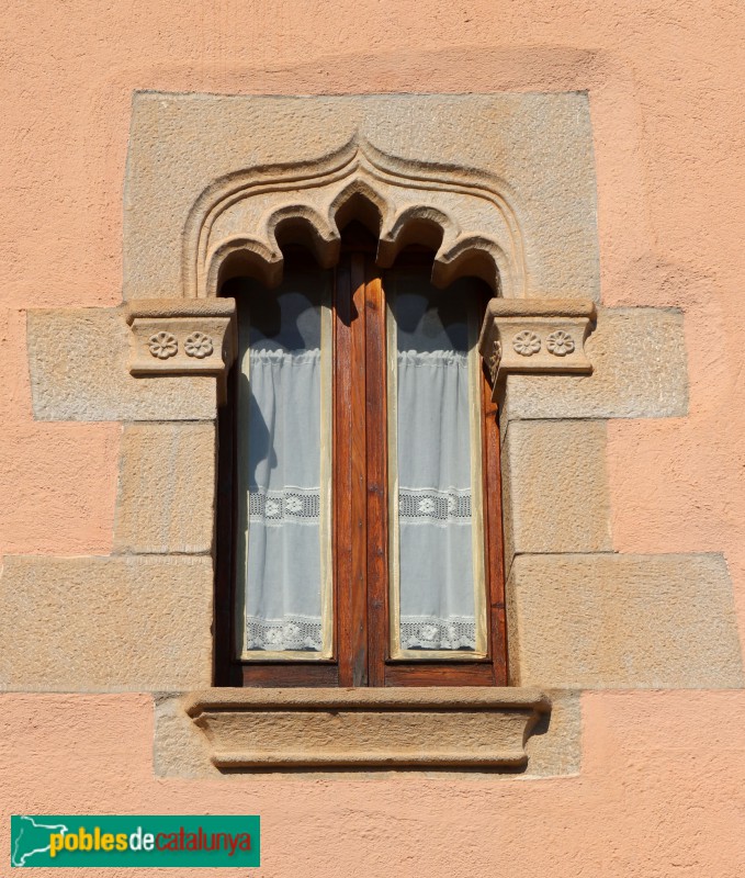 Vilassar de Dalt - Can Bonhivern (Foto: Albert Esteves, 2021) Vilassar de Dalt - Can Bonhivern