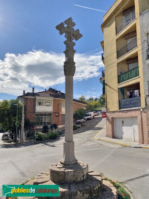 Abrera - Creu de terme (Foto: Albert Esteves, 2021) Abrera - Creu de terme