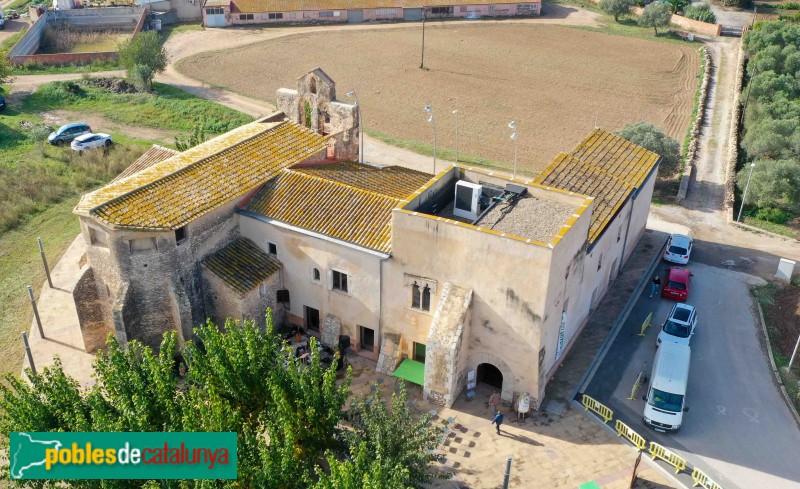 Santa Oliva - Església de Santa Maria (Foto: Francesc Vidal-Barraquer, 2021) Santa Oliva - Església de Santa Maria