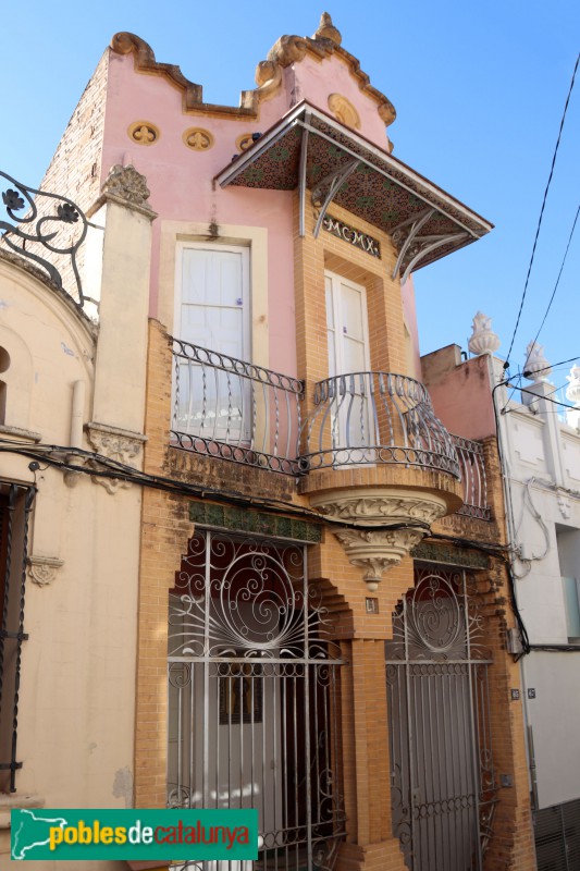 Gelida - Casa Maria Valls (Foto: Albert Esteves, 2021) Gelida - Casa Maria Valls