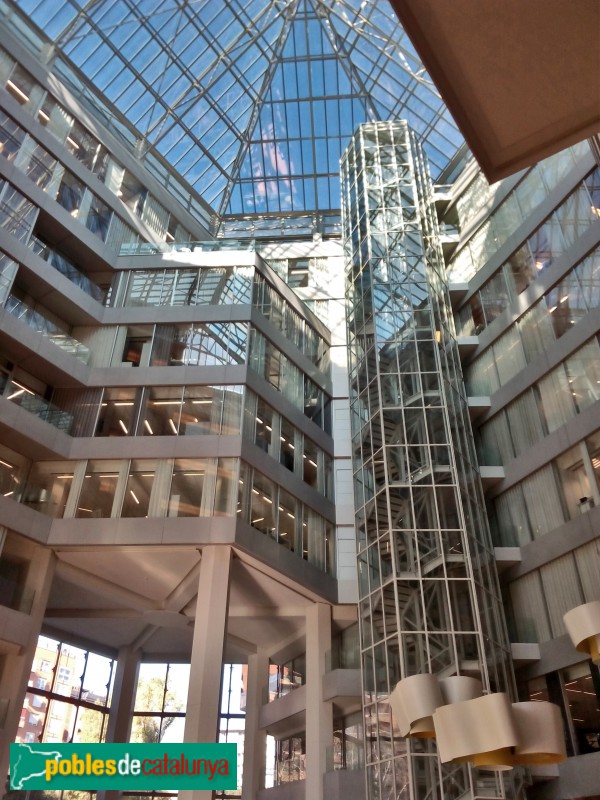 Barcelona - Edifici Alta Diagonal (Foto: Anna Corcoll, 2018) Barcelona - Edifici Alta Diagonal