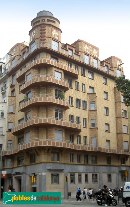 Barcelona - Casa Marià Pidelserra (Balmes, 178-180) (Foto: Albert Esteves, 2013) Barcelona - Casa Marià Pidelserra (Balmes, 178-180)