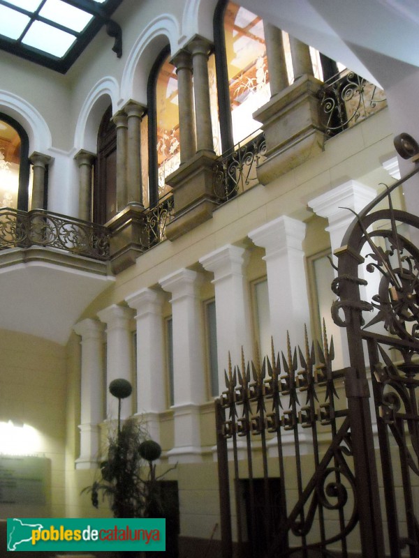 Barcelona - Rambla Catalunya, 33 (Foto: Anna Corcoll, 2014) Barcelona - Rambla Catalunya, 33