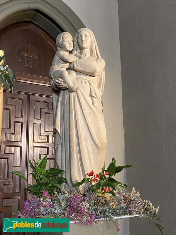 Granollers - Església. Marededéu, de Salvador Badia (Foto: Albert Esteves, 2021) Granollers - Església. Marededéu, de Salvador Badia