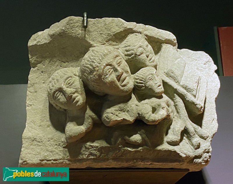 Granollers - Mènsula de l'antiga església, segle XV. Museu de Granollers (Foto: Albert Esteves, 2021) Granollers - Mènsula de l'antiga església, segle XV. Museu de Granollers