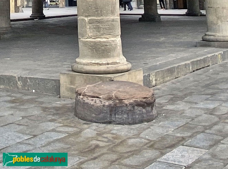 Granollers - Porxada. Pedra de l'Encant (Foto: Albert Esteves, 2021) Granollers - Porxada. Pedra de l'Encant