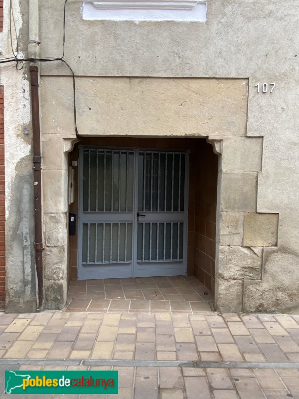 Granollers - Carrer Corró, 107 (Foto: Albert Esteves, 2021) Granollers - Carrer Corró, 107