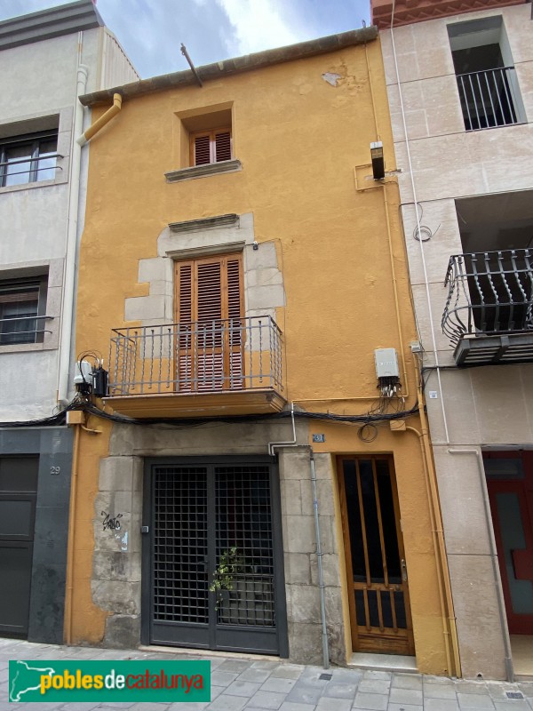 Granollers - Carrer Corró, 31 (Foto: Albert Esteves, 2021) Granollers - Carrer Corró, 31