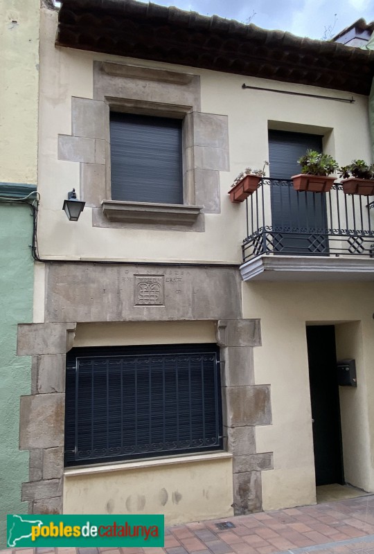 Granollers - Carrer Corró, 62-64 (Casa Joan Parera) (Foto: Albert Esteves, 2021) Granollers - Carrer Corró, 62-64 (Casa Joan Parera)